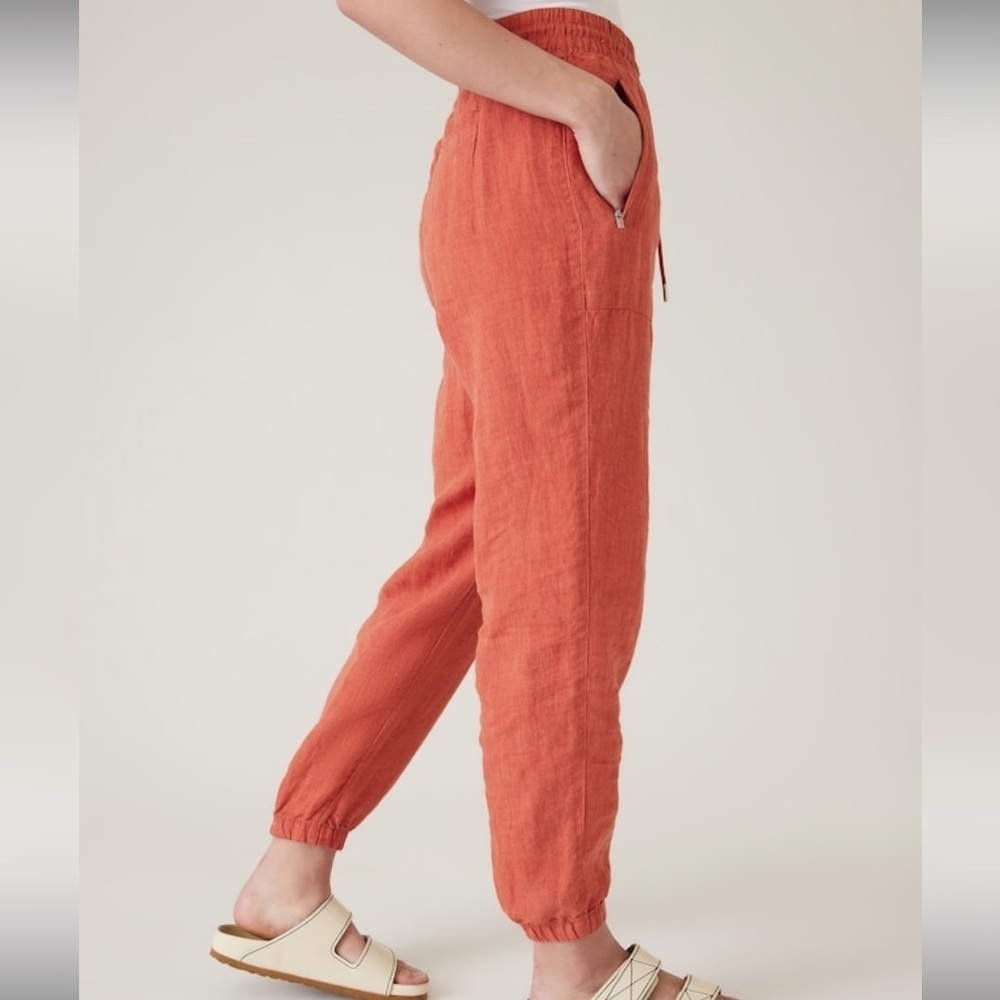 Retreat Linen Jogger
2 TALL Soft Persimmon